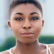 Charnette Batey’s headshot